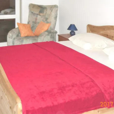 Διαμέρισμα Panoramic In Kastel Stafilic 100 M² Shared Pool Kaštela